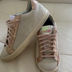 🌟🌟🌟SALE!   P448 NEW Women's Metallic Rose and Cream/white Sneakers.